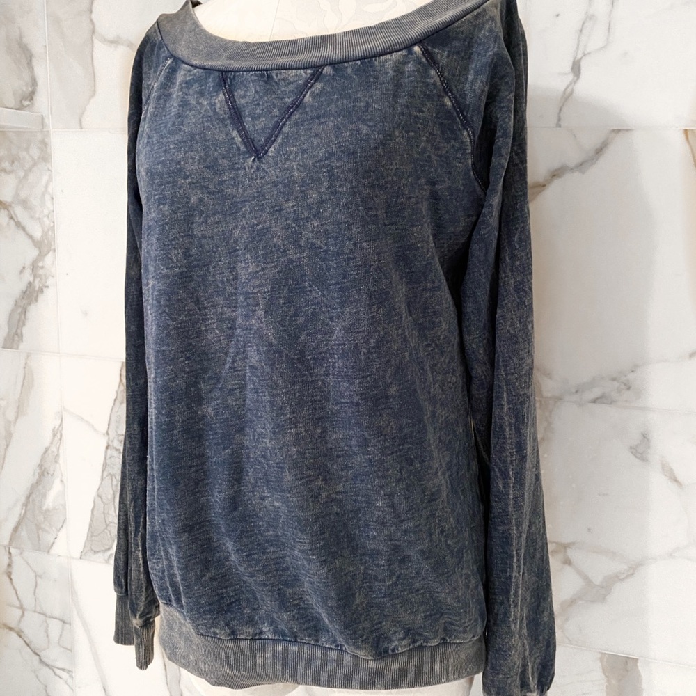 Vintage Havana: Rock’n Tour Pullover​​